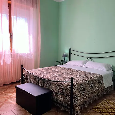 Bed & Breakfast Casa T & Restaurant Di Tacchino Simone 4*